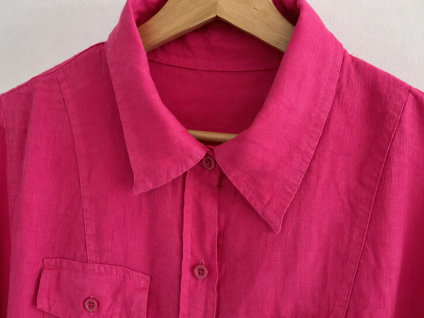 100% Linen Fuchsia Utility Short Sleeve Shirt - Detail